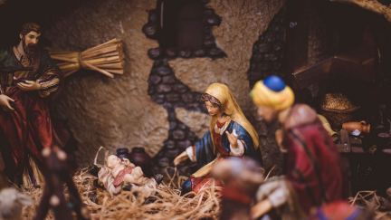 How to Focus on Heaven, Not Self, This Holiday