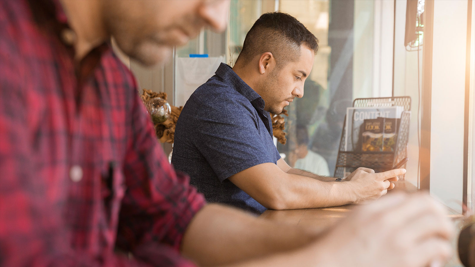 How to Stop Being Distracted and Build Better Relationships