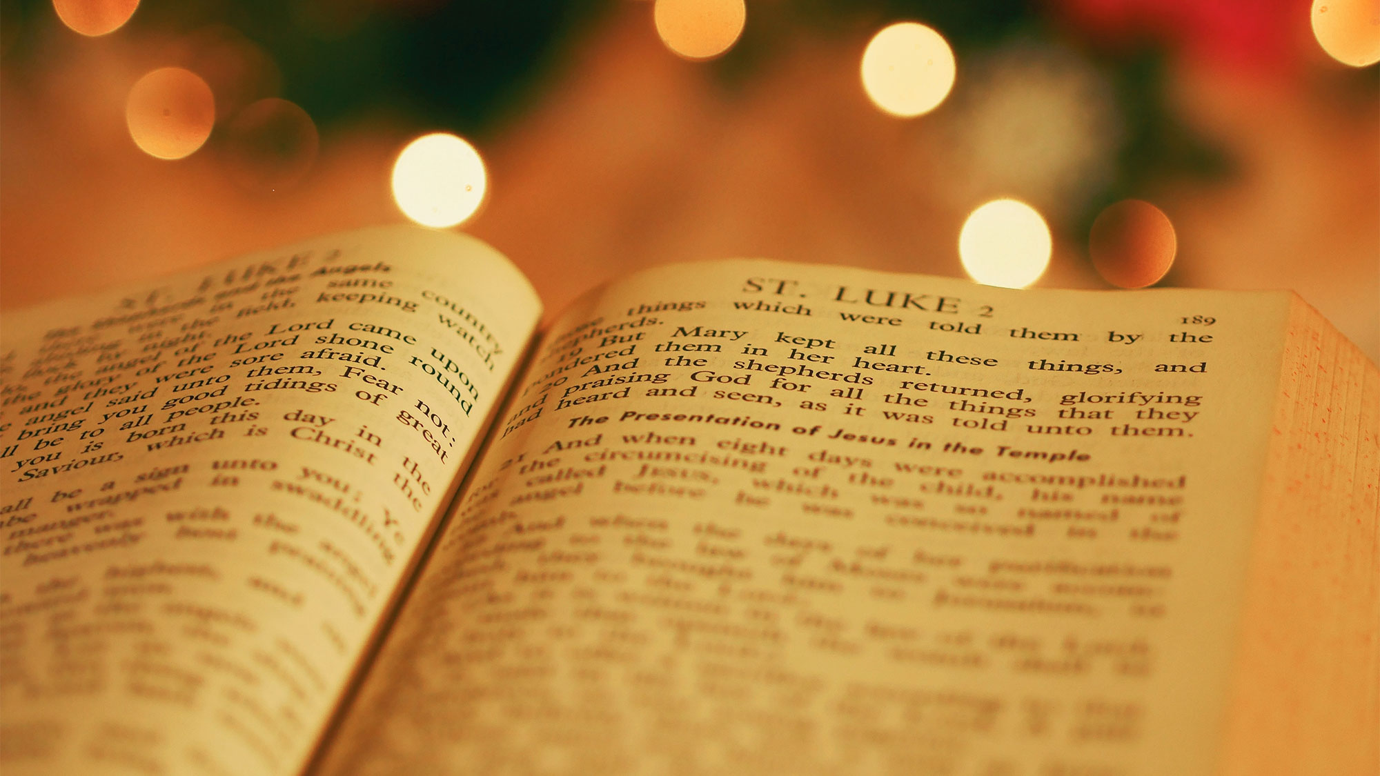 How to Turn Holiday Conversations Toward Jesus