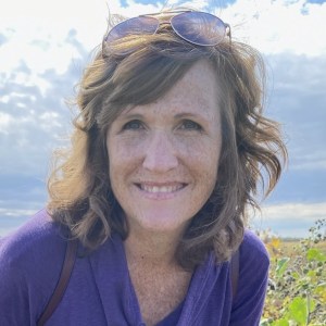Holly Kellum
