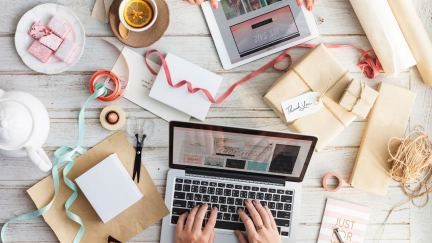 How to Be Present During the Holidays